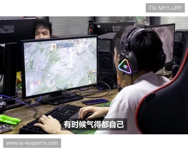 琑队如何完善青训导师激励与职业成长路径，lol青训导师